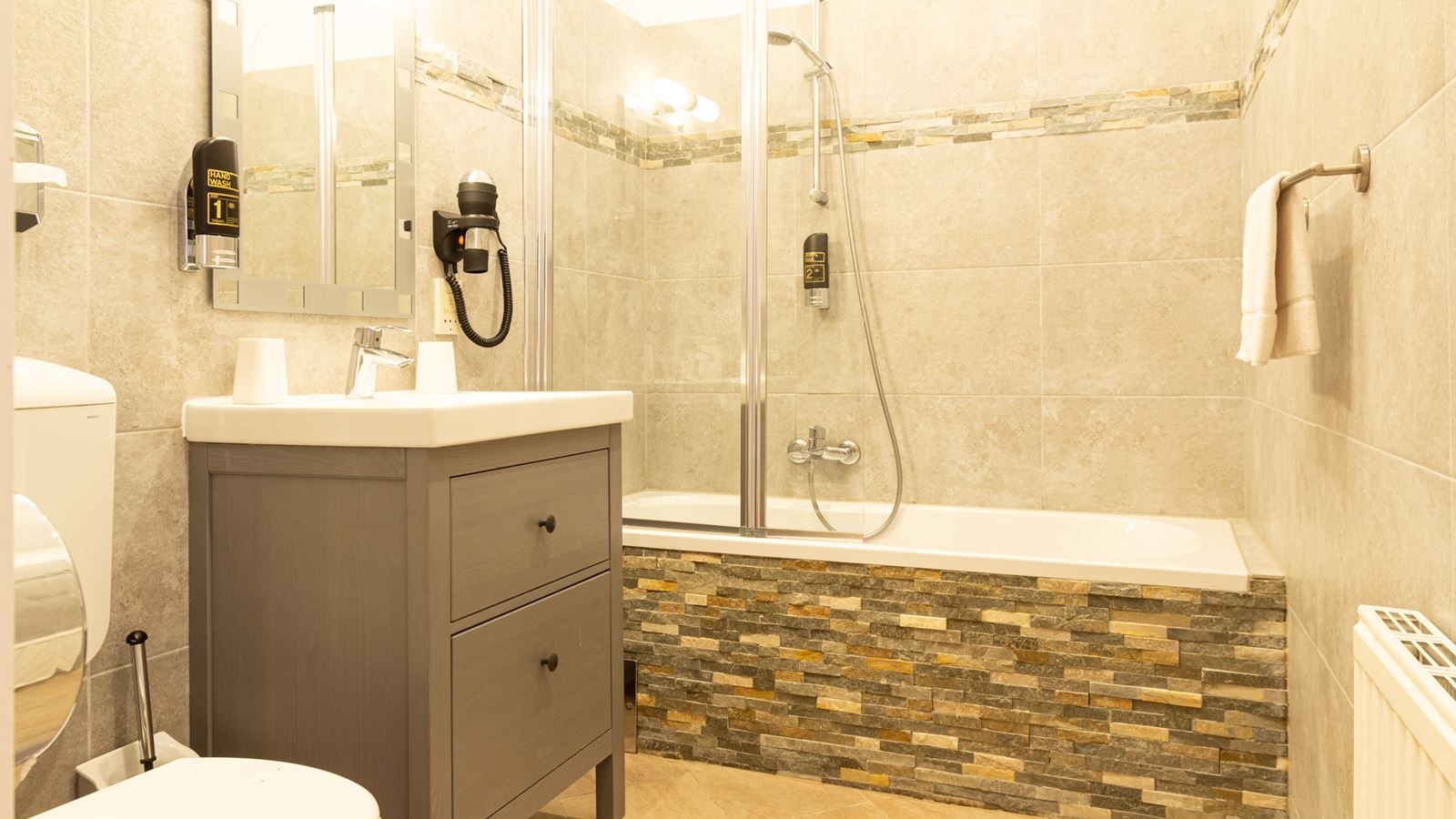 rooms-1brluxury-klimt-apartment