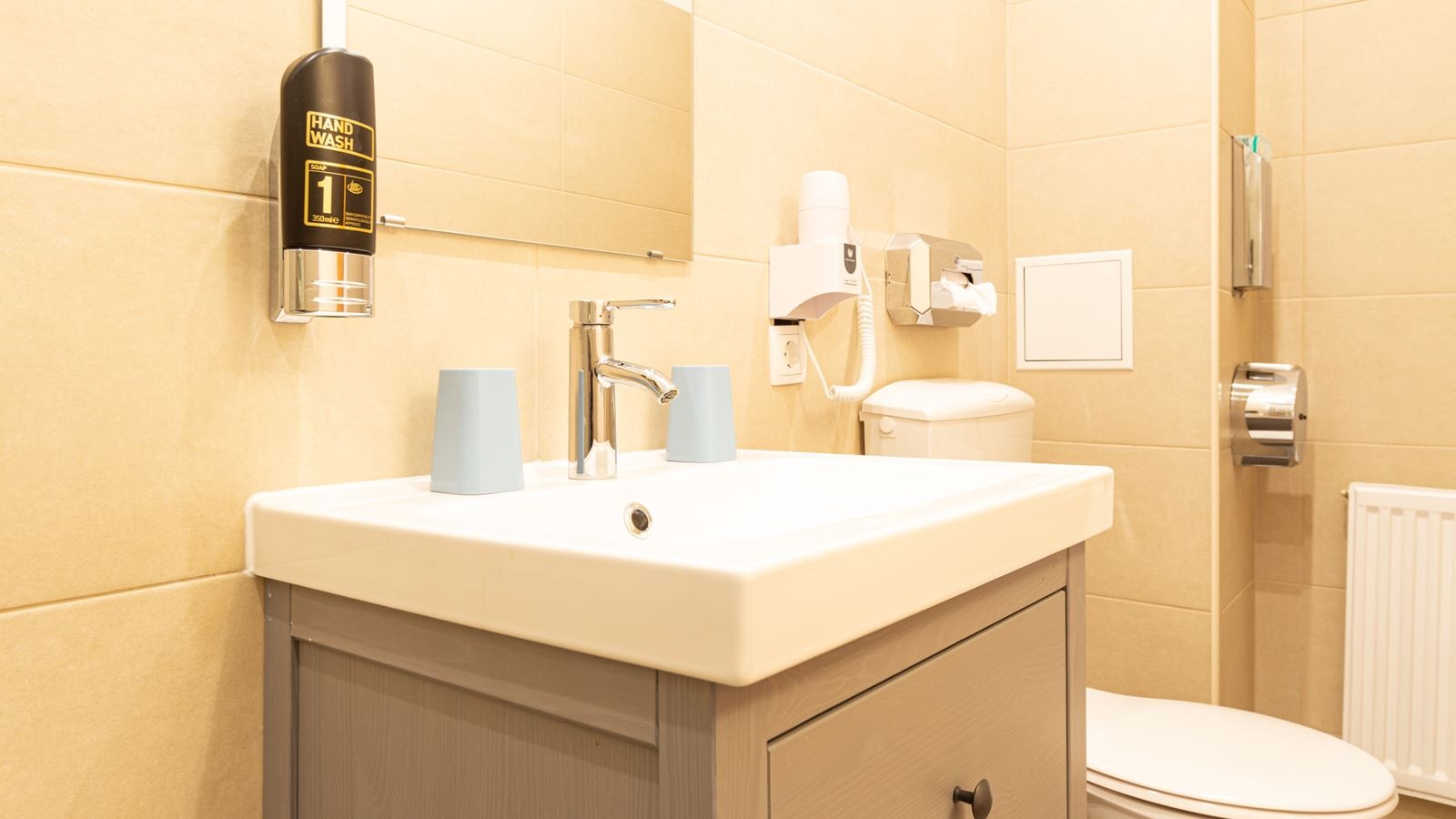 rooms-apartment-capacity-4