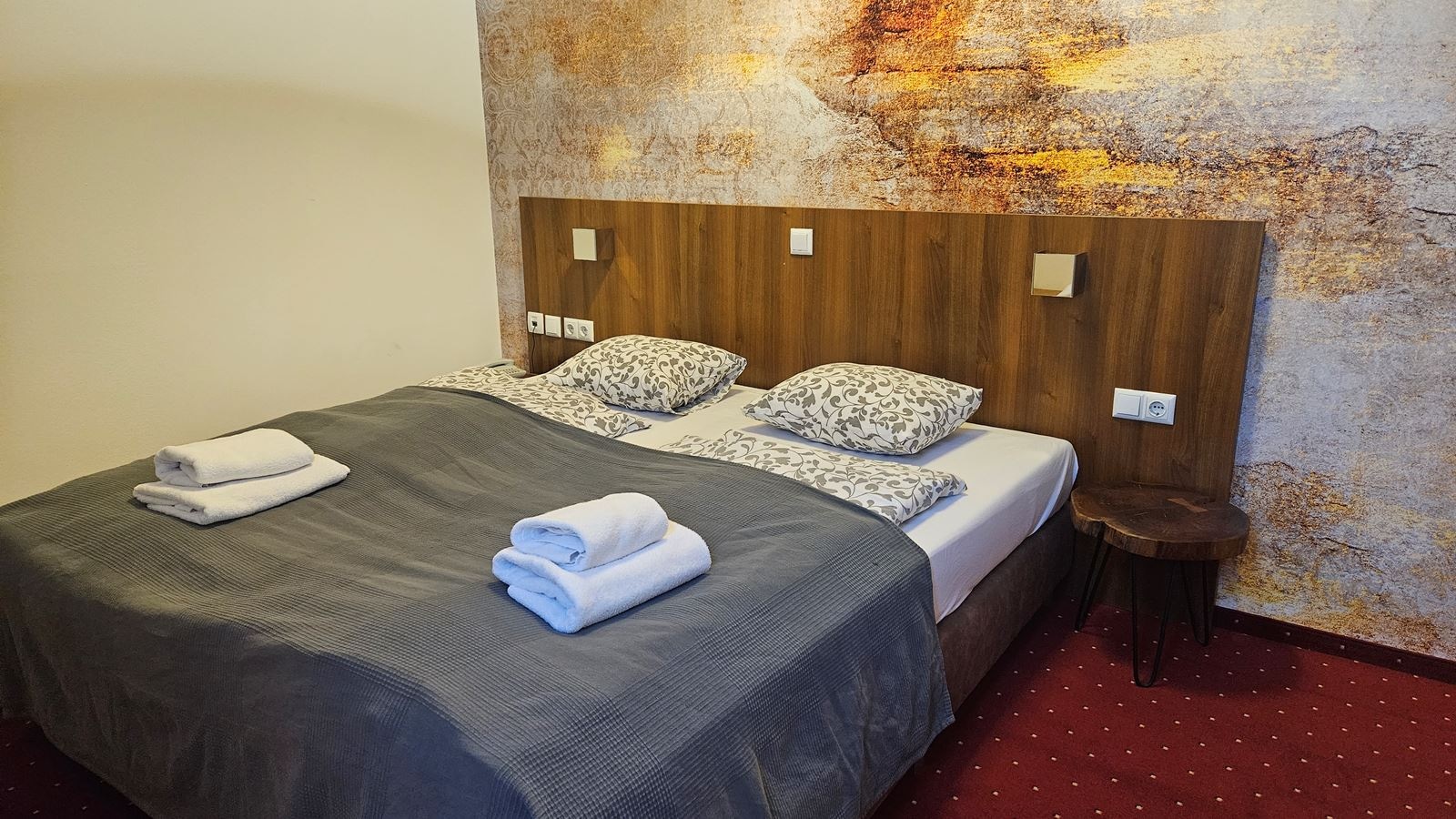 rooms-1brluxury-klimt-apartment