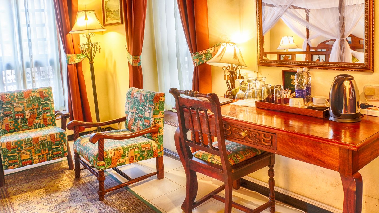 rooms-single-classic-city-view