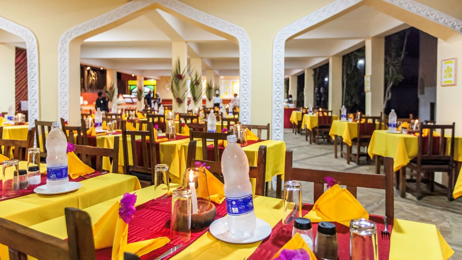 restaurants-restaurants