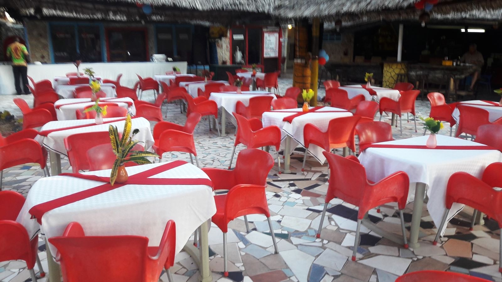 restaurants-restaurants