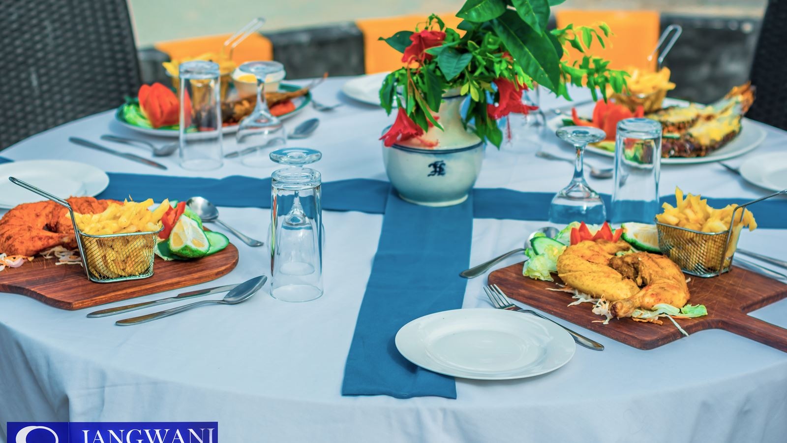 restaurants-restaurants