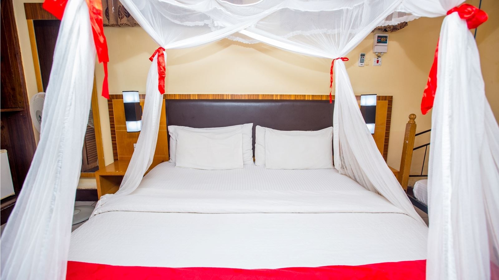 rooms-single-standard