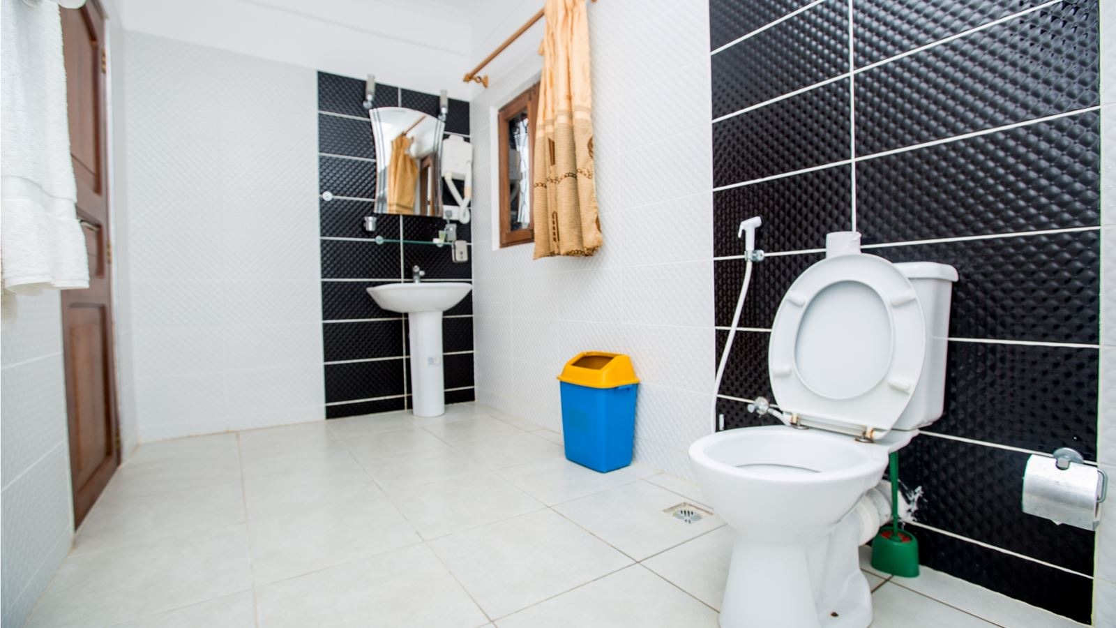 rooms-single-standard