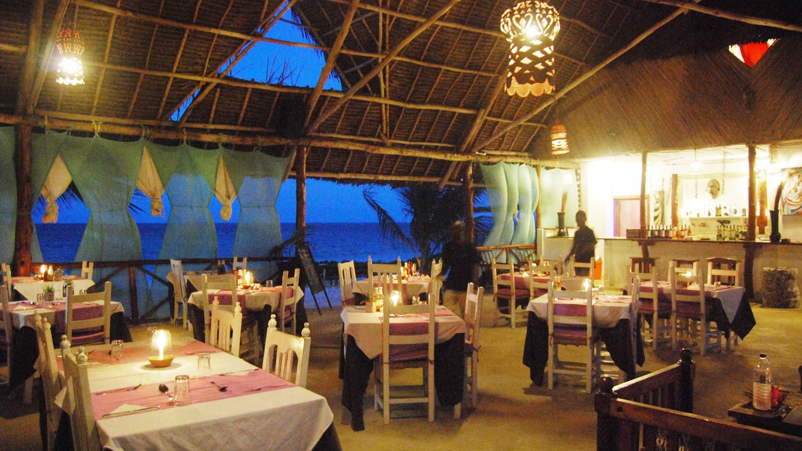 restaurants-restaurants