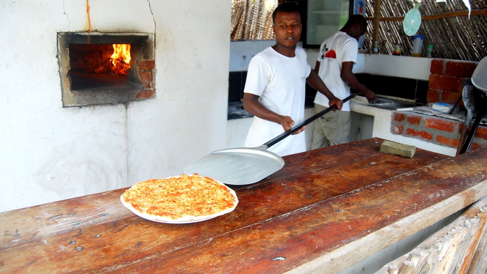 restaurants-restaurants