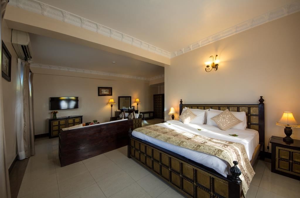 rooms-family-room-standard