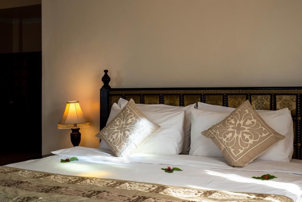 rooms-family-room-standard