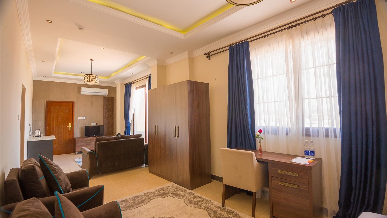 rooms-double-city-view-one-bedroom