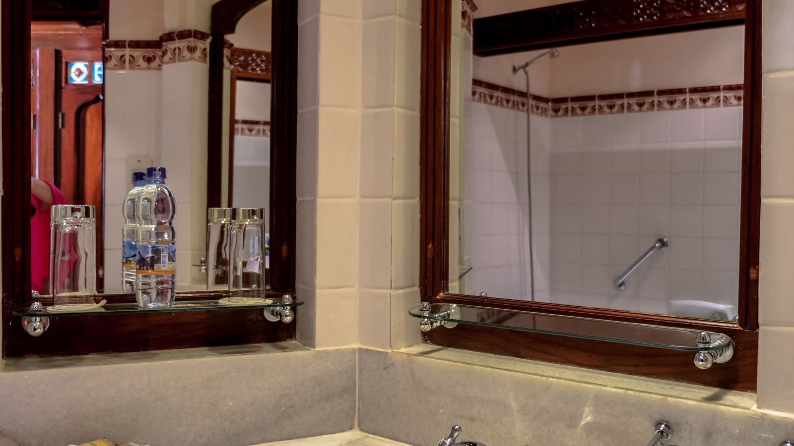 rooms-single-standard