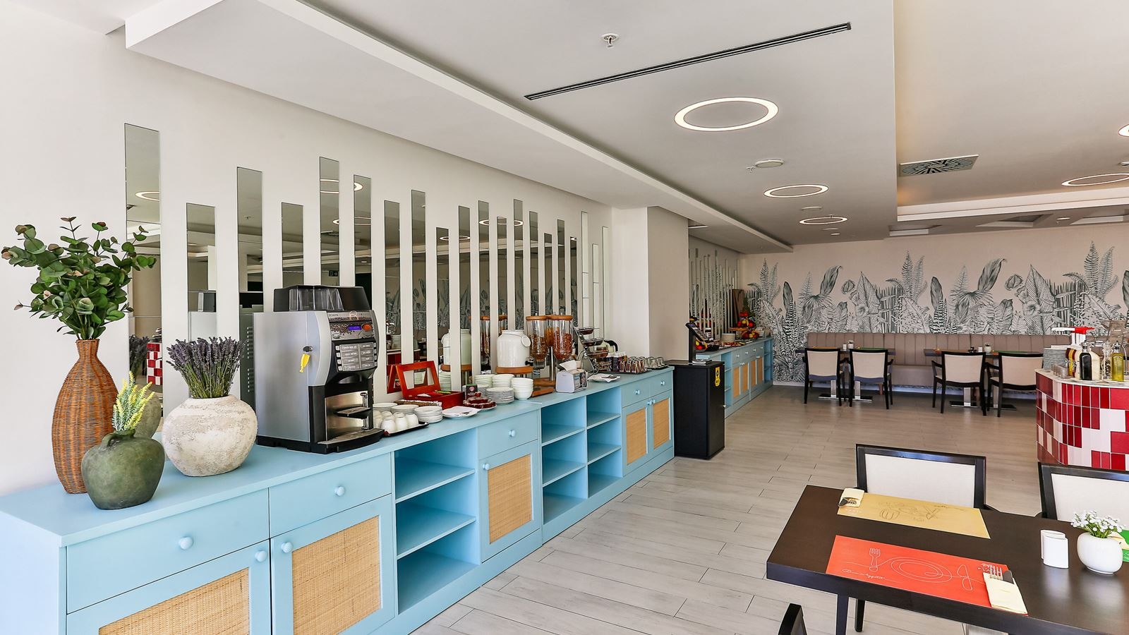 restaurants-restaurants