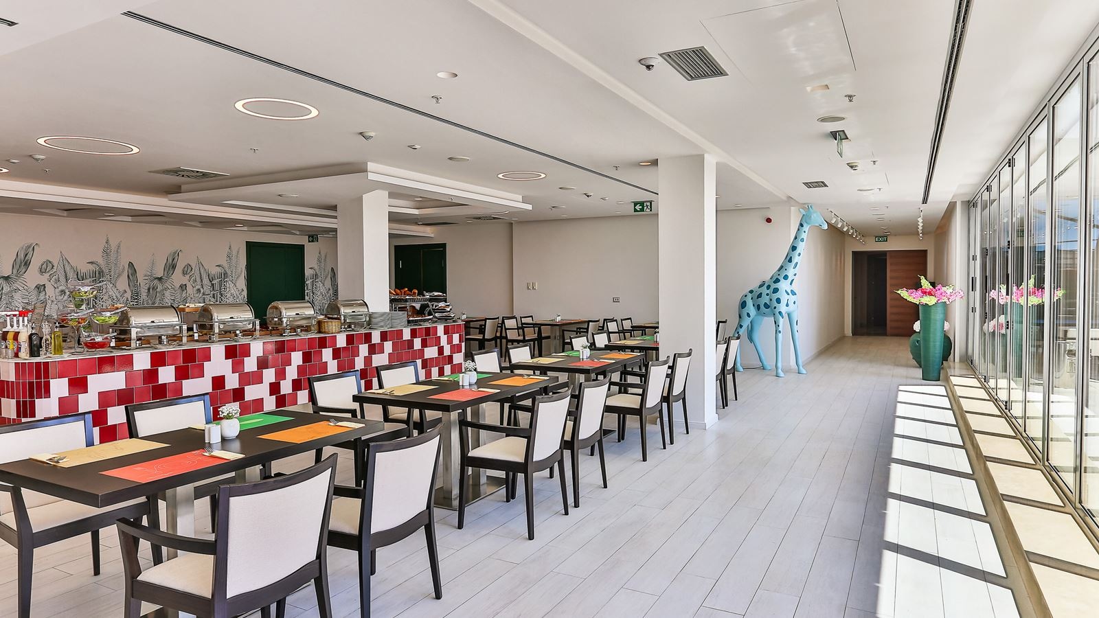 restaurants-restaurants