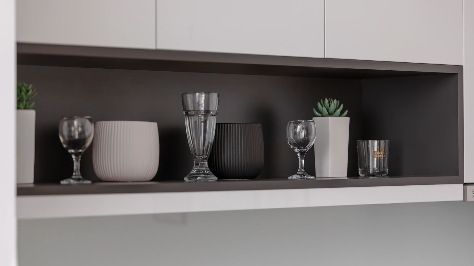 rooms-apartment-comfort-sea-view