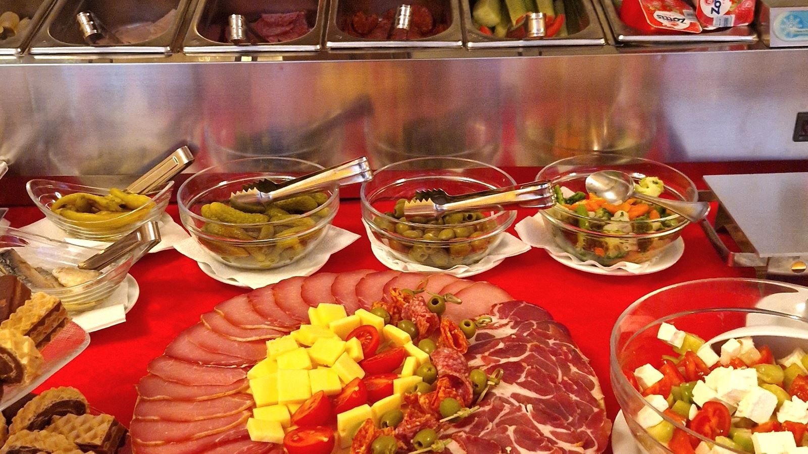 restaurants-restaurants