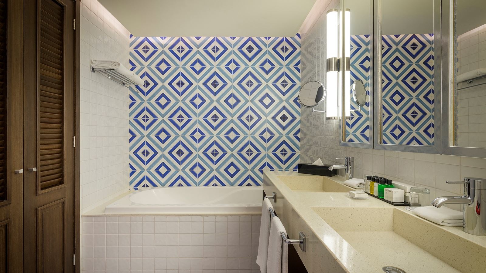 rooms-junior-suite-eden-garden-view