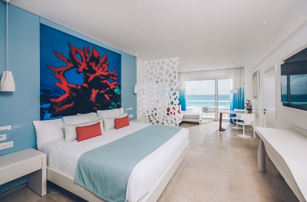 rooms-junior-suite-ocean-front