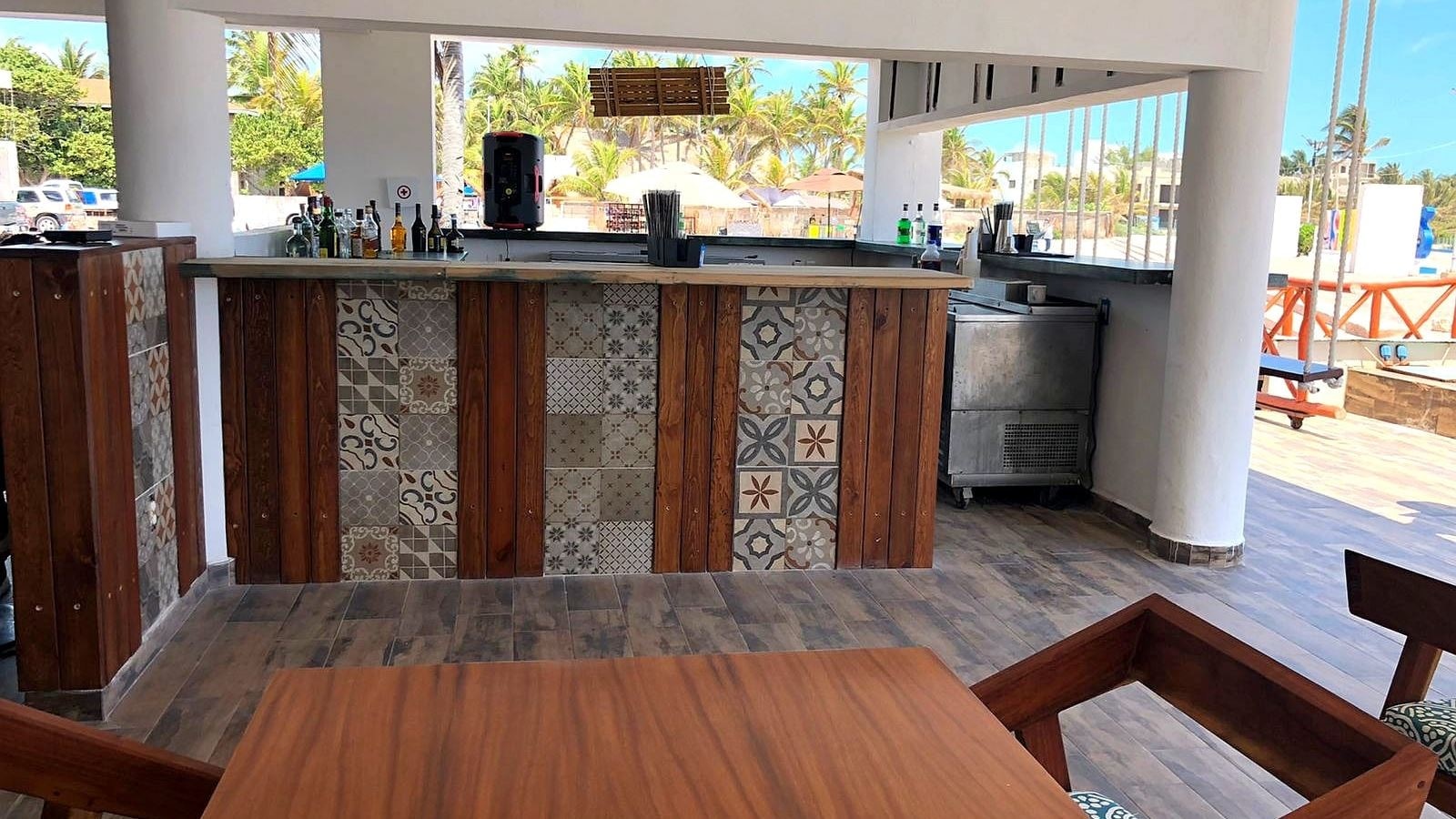 restaurants-restaurants