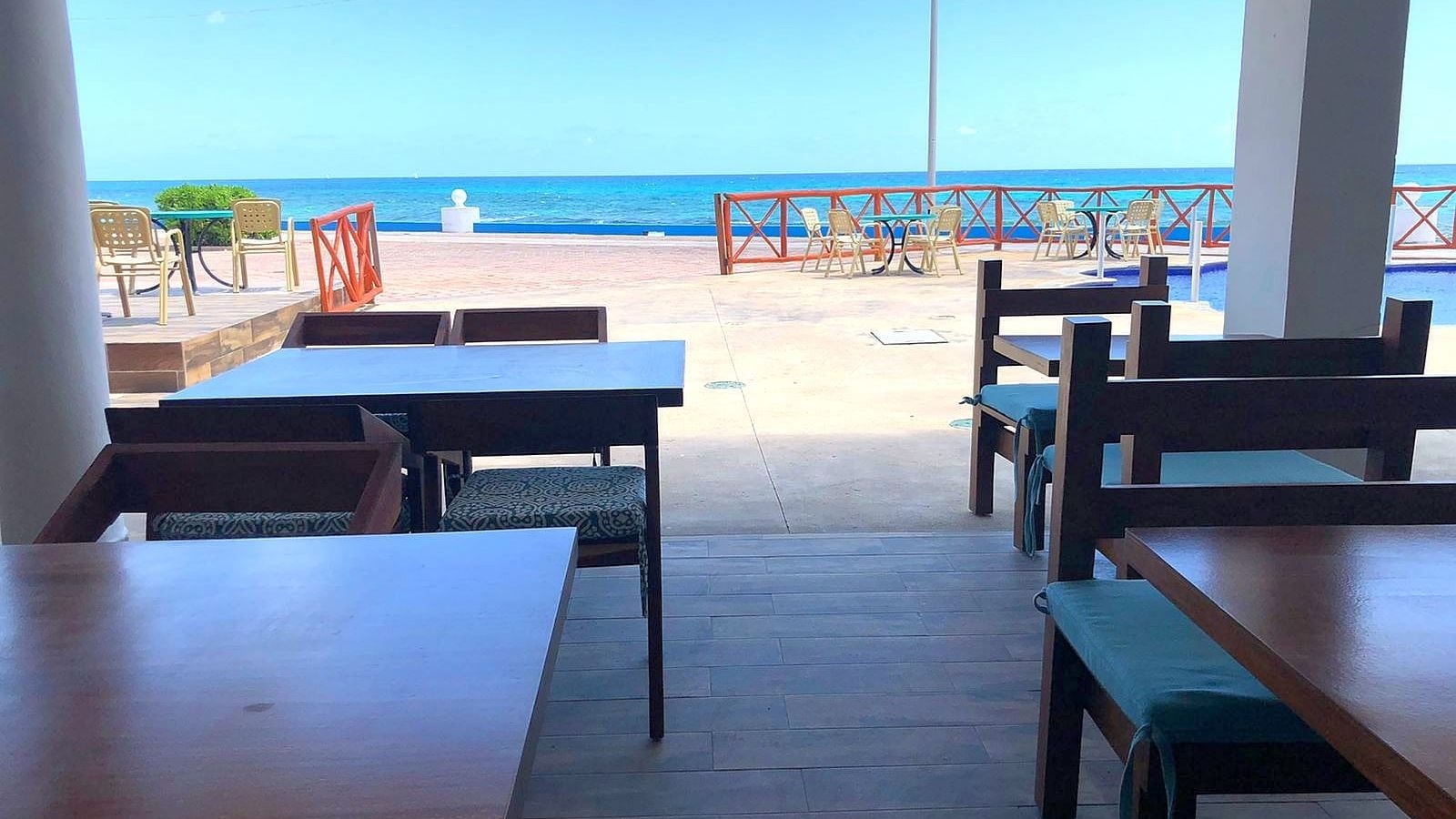 restaurants-restaurants