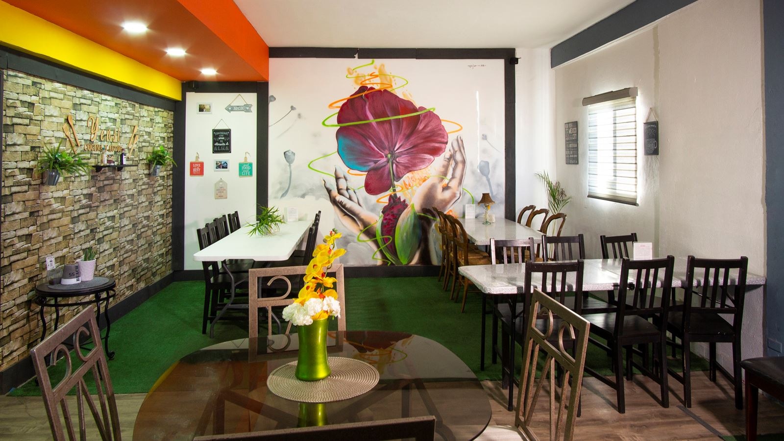 restaurants-restaurants