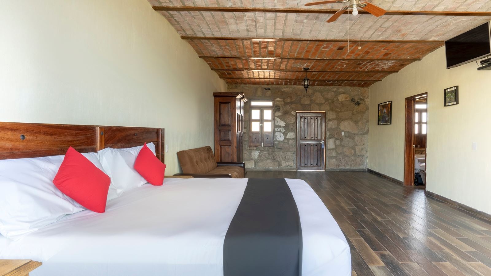 rooms-double-two-bedrooms