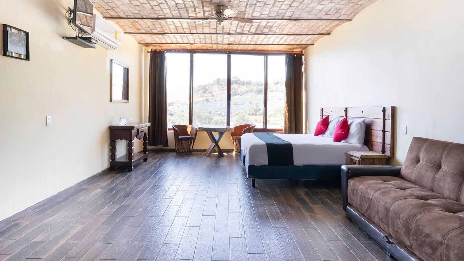 rooms-double-two-bedrooms