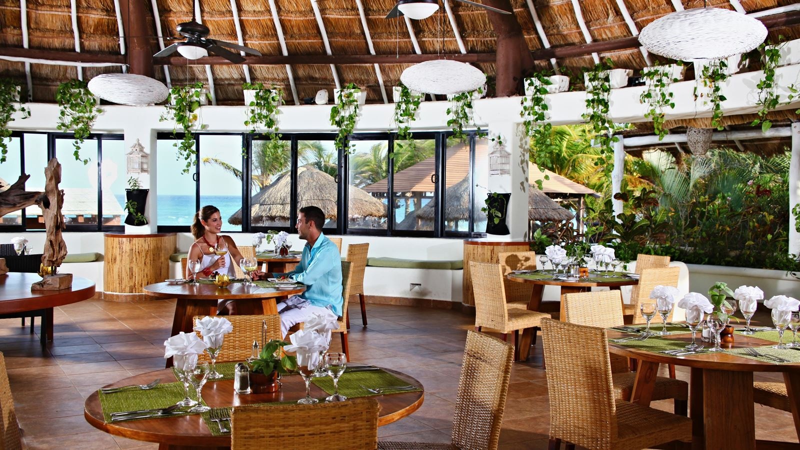 restaurants-restaurants