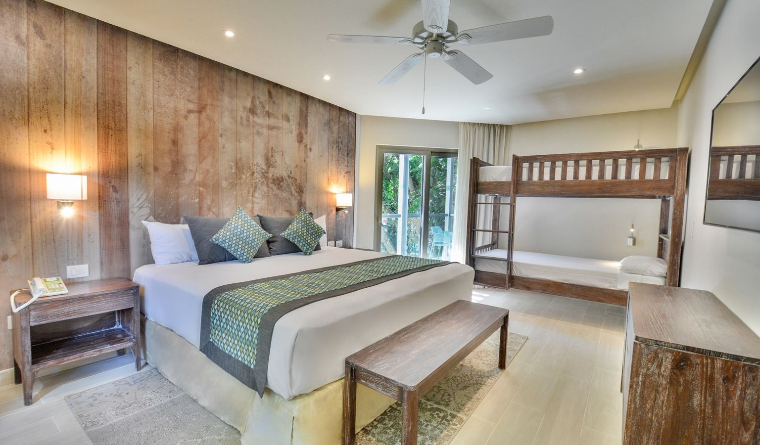 rooms-signature-eco-family-superior