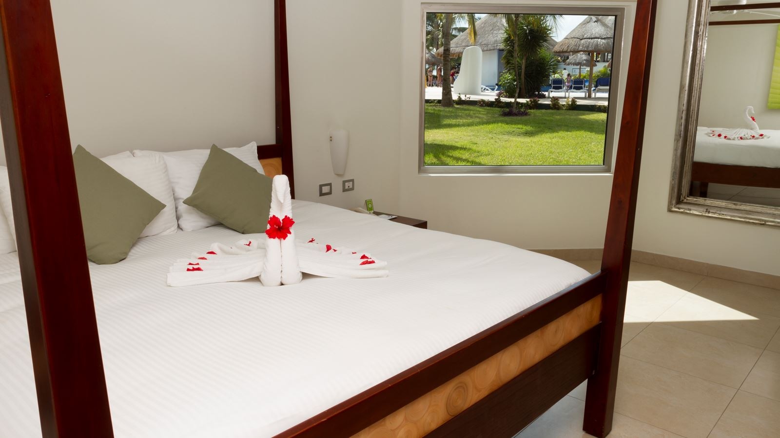 rooms-royal-elite-one-bedroom-suite