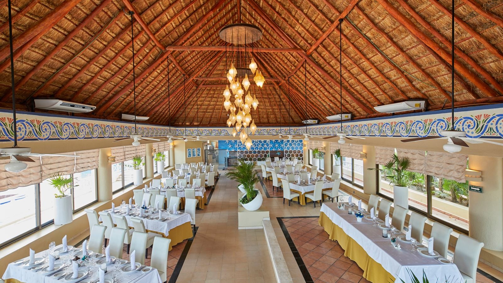 restaurants-rodizio-restaurant-los-corales