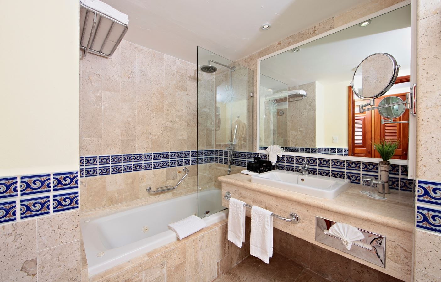 rooms-junior-suite-superior