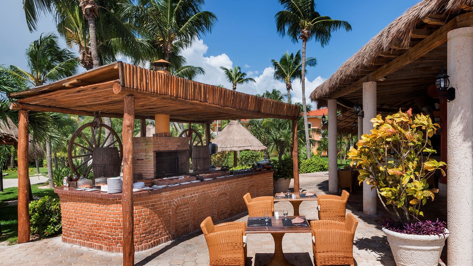 restaurants-el-charro