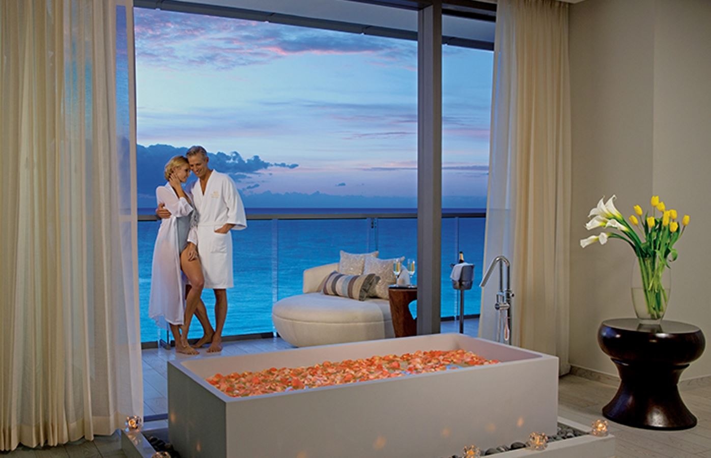 rooms-honeymoon-suite-ocean-front