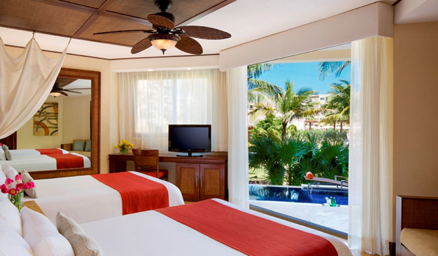 rooms-premium-deluxe-with-plunge-pool