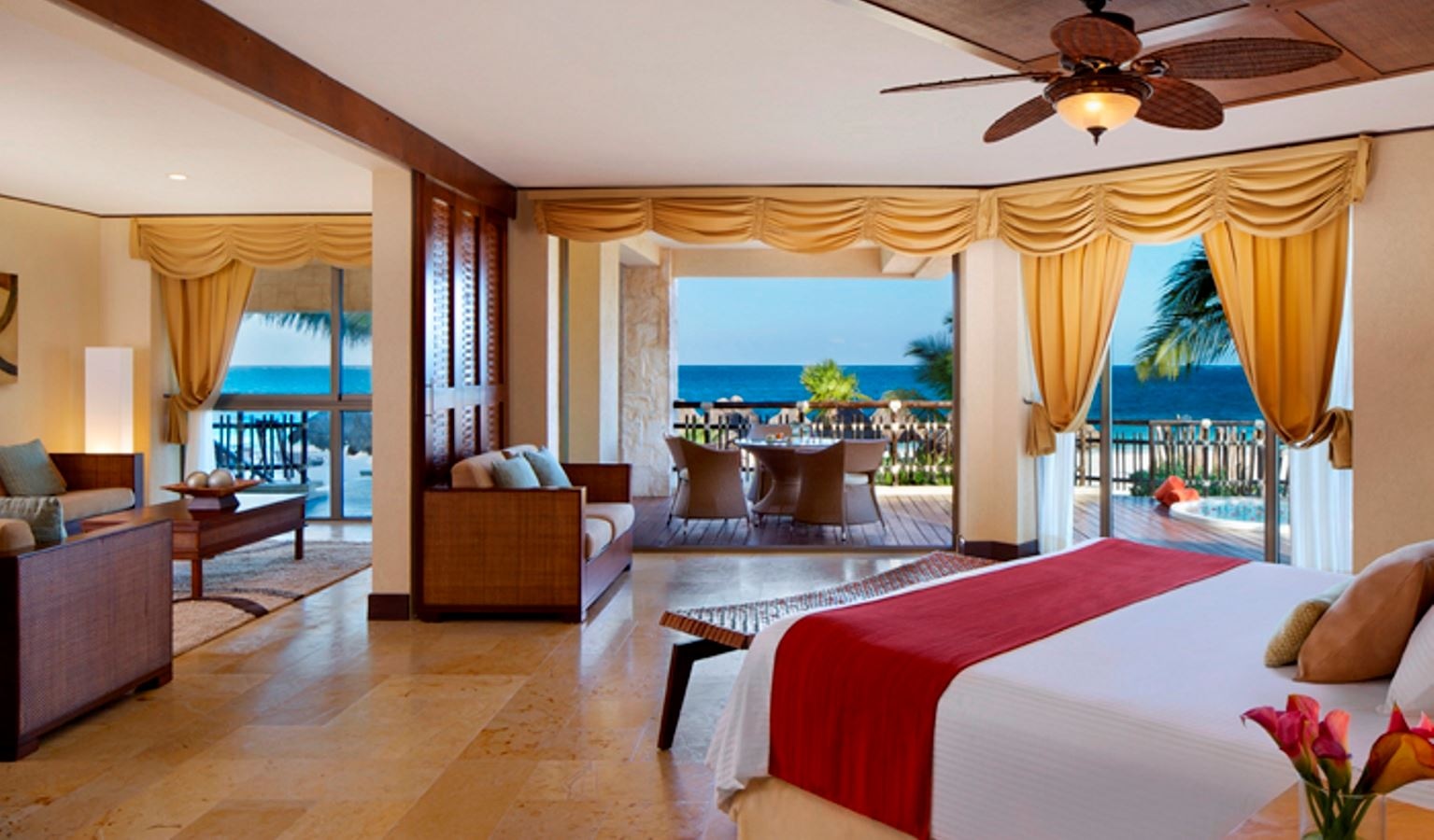 rooms-preffered-club-ocean-front-governor-suite