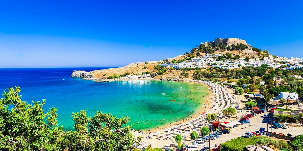 დასვენება საბერძნეთში ხელმისაწვდომ ფასად: ბიუჯეტური სასტუმროები კრეტასა და როდოსზე Tripadvisor -ის კარგი შეფასებით
