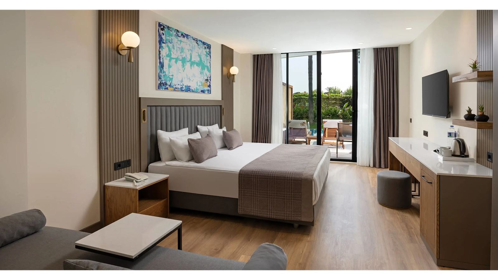 rooms-superior-swim-up-room