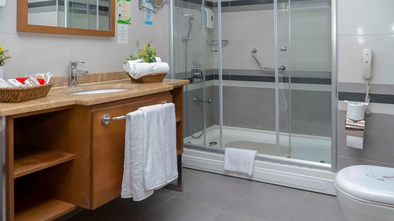 rooms-family-room-2-bedrooms