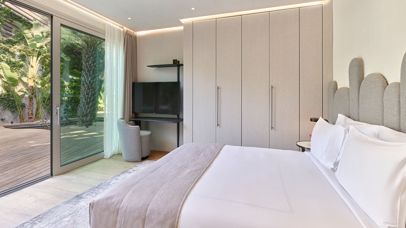 rooms-the-beach-villa