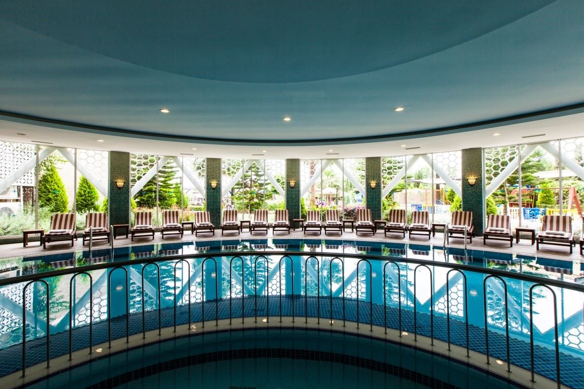 pools-indoor-pool