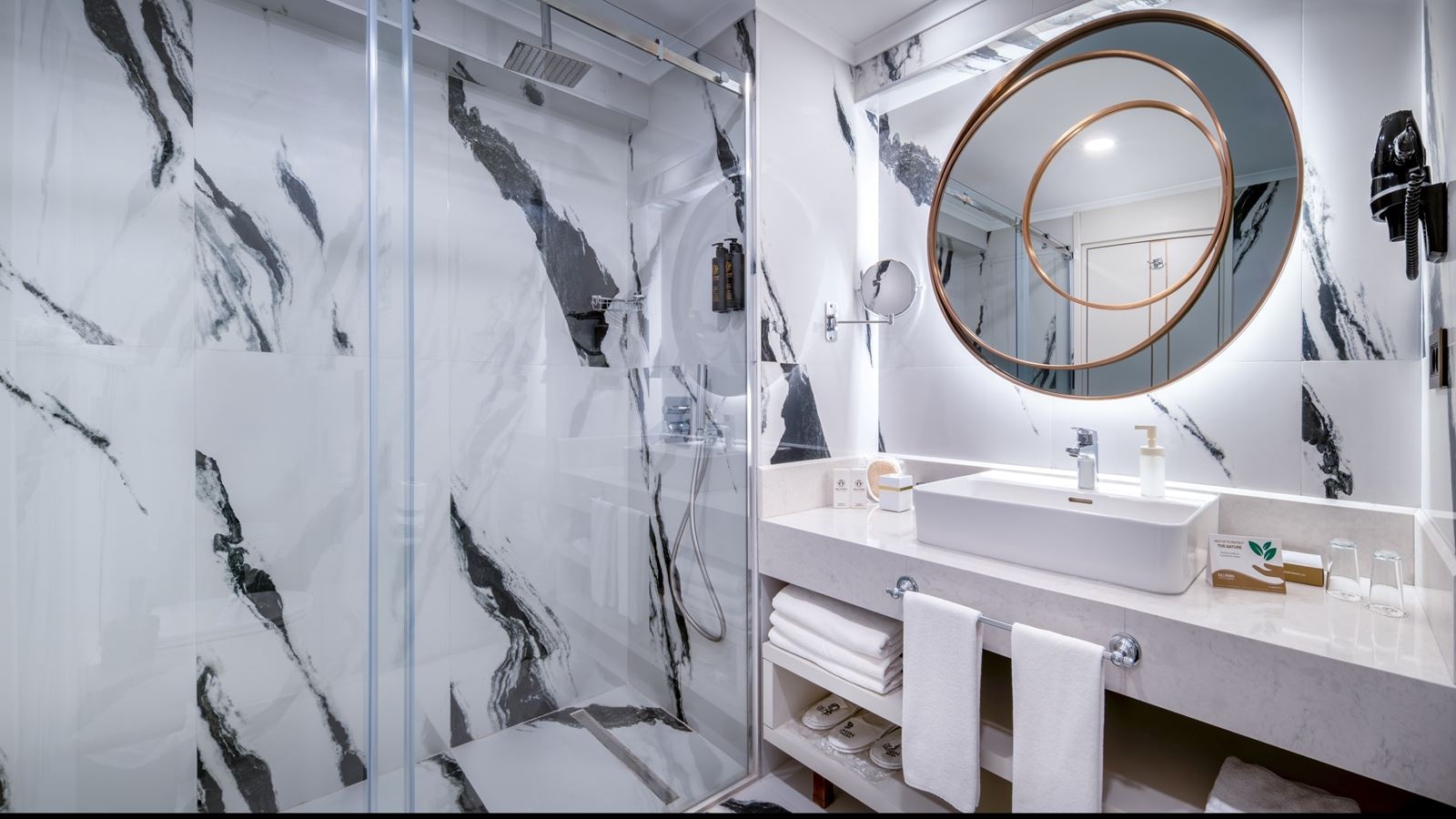 rooms-family-room-two-bedrooms