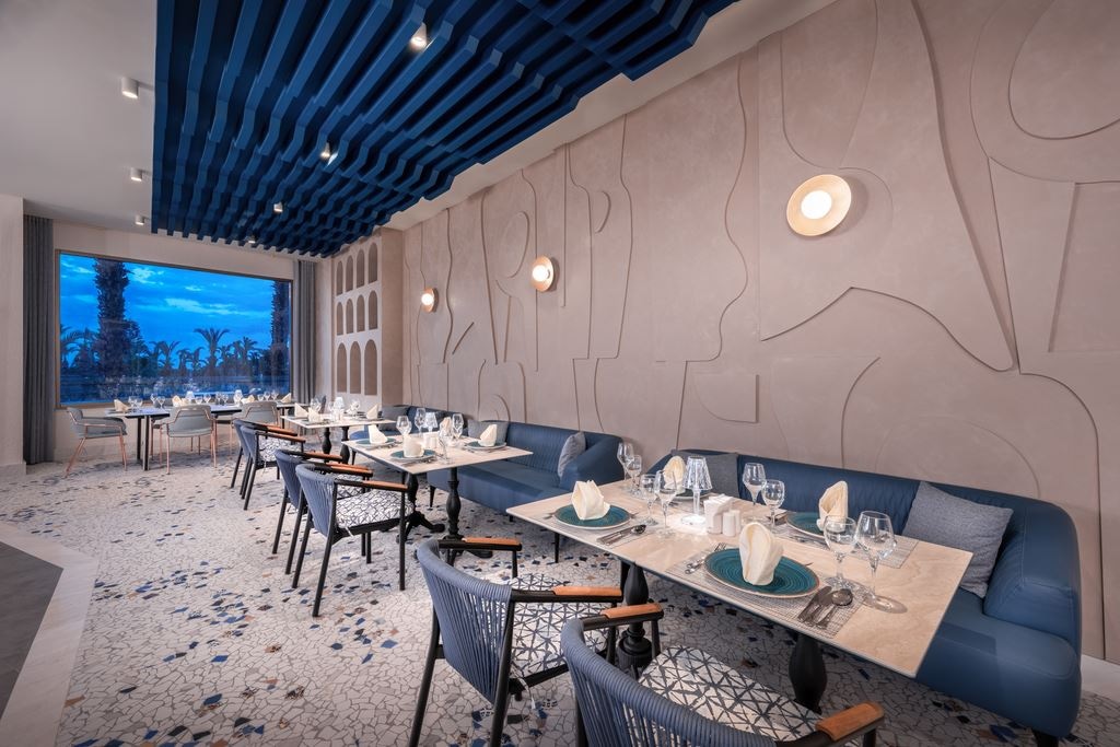 restaurants-santorini-restaurant