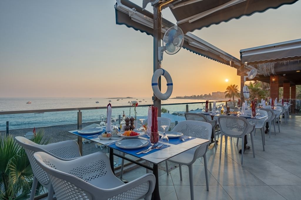 restaurants-sunset-restaurant