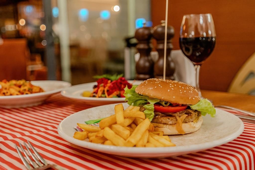 restaurants-snack-bar