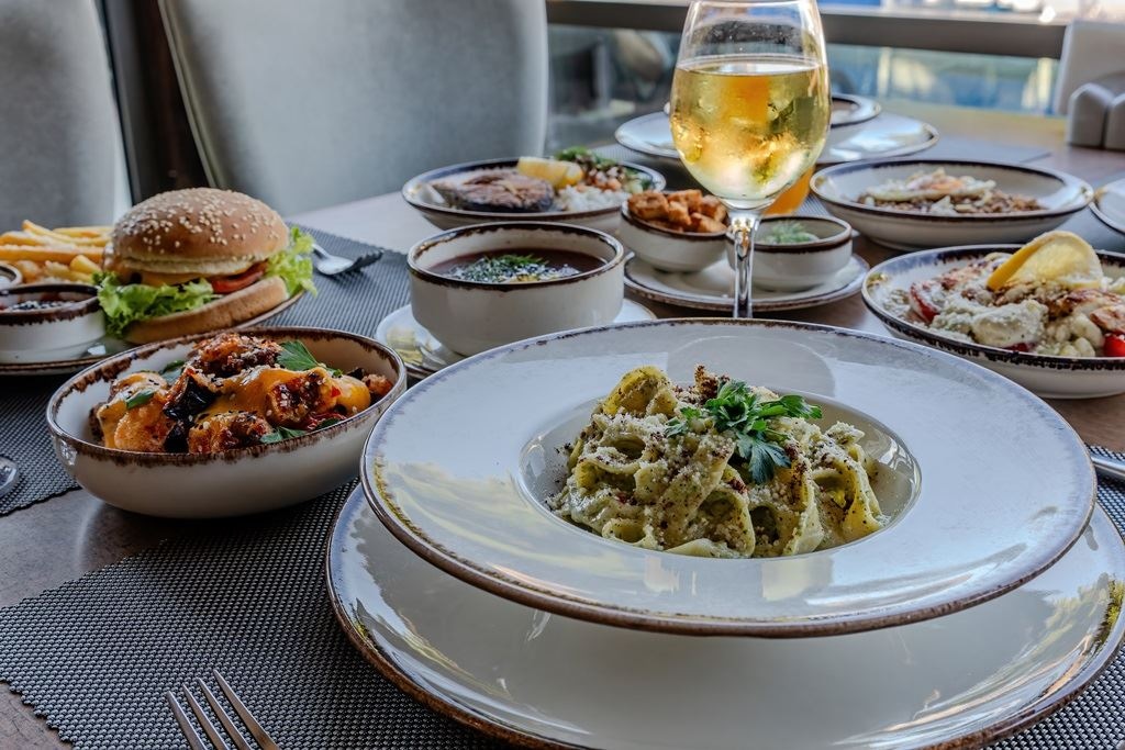 restaurants-main-restaurant