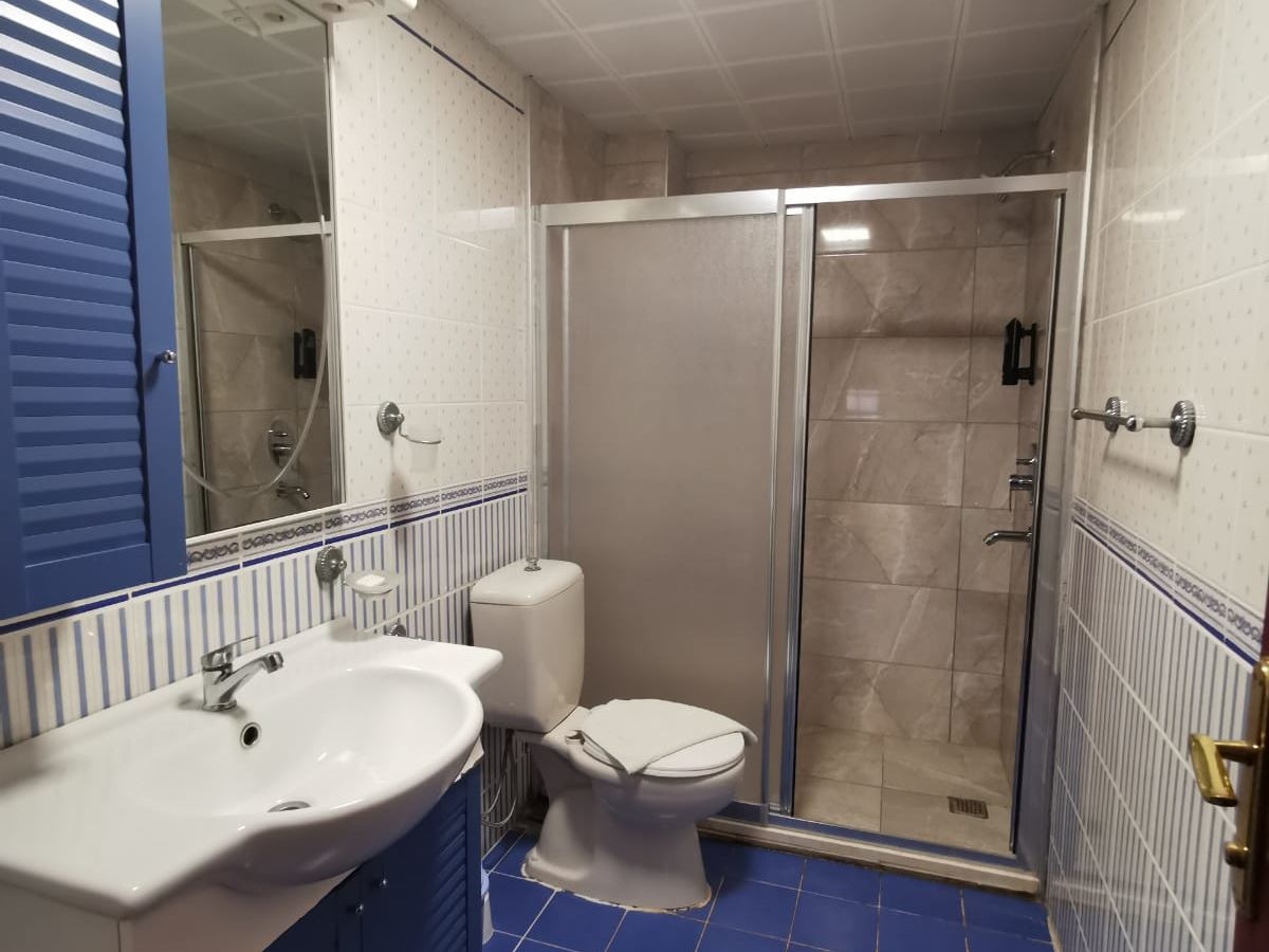 rooms-family-room-one-bedroom