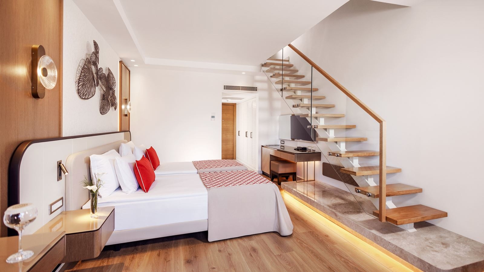 rooms-deluxe-dublex-suite