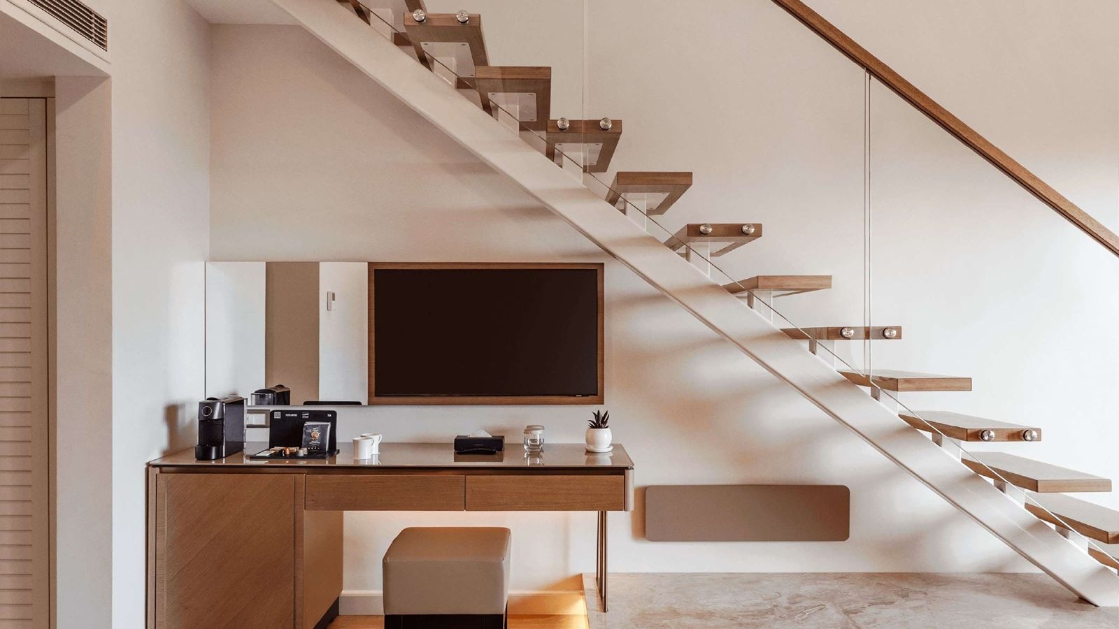 rooms-deluxe-dublex-land-view