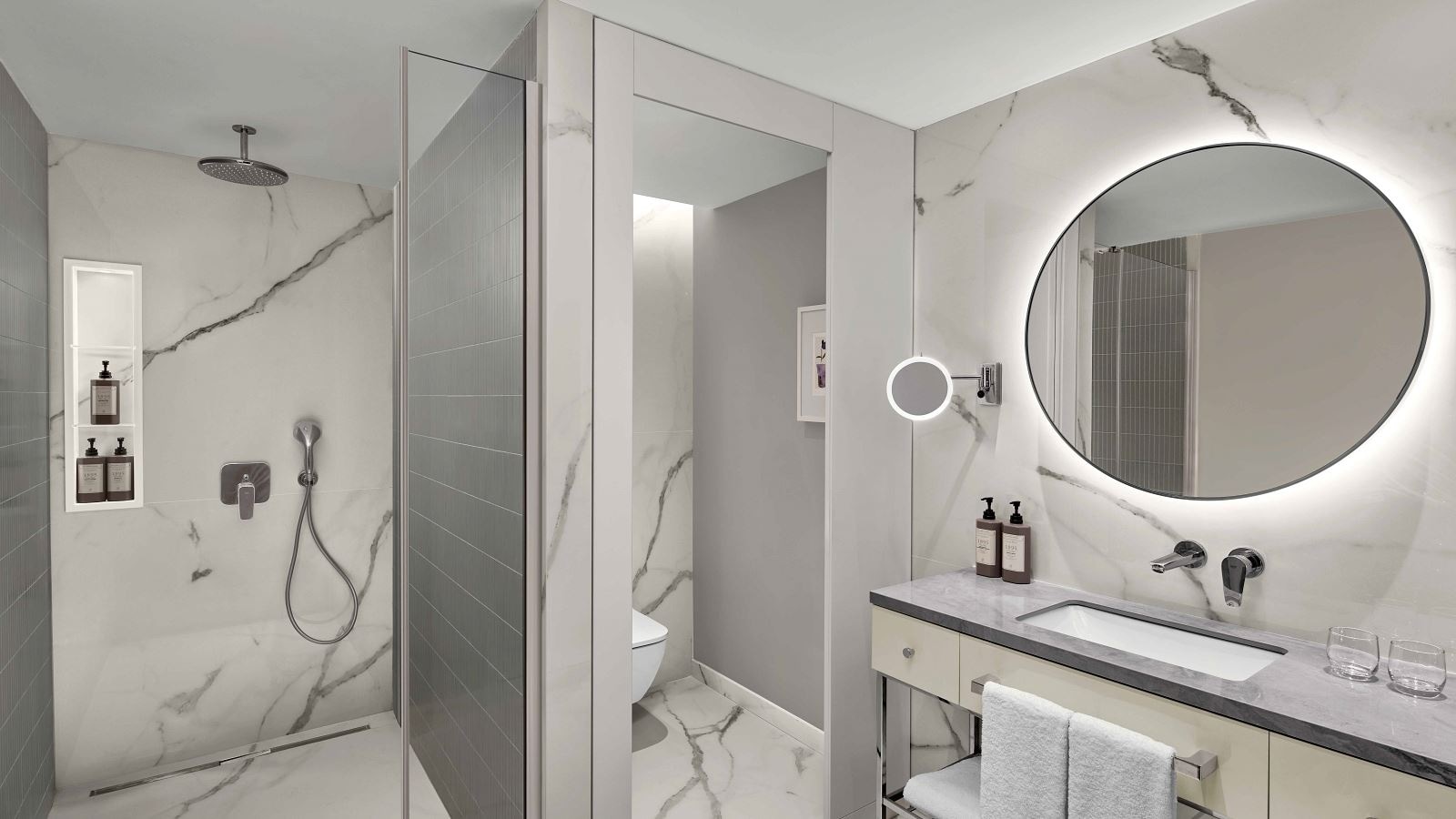 rooms-grand-deluxe-room-sea-view