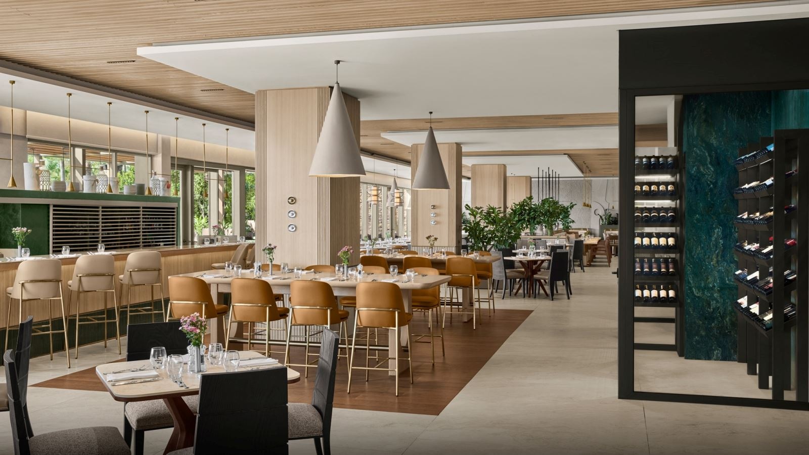 restaurants-panora-restaurant-at-akra